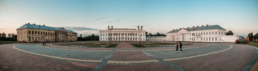 Тульчин. Палац Потоцьких. Найбільший палац України.