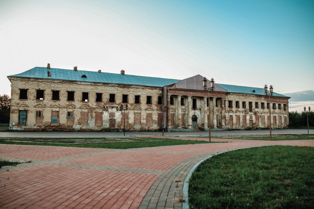 Тульчин. Палац Потоцьких. Найбільший палац України.