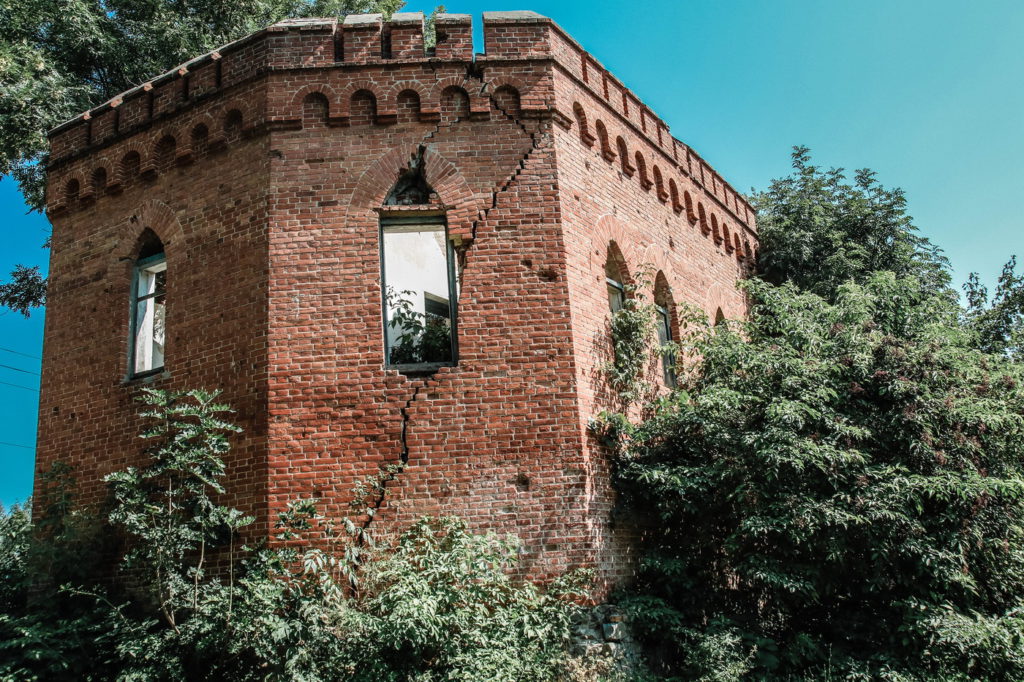 Левків. Палац Ніродів.